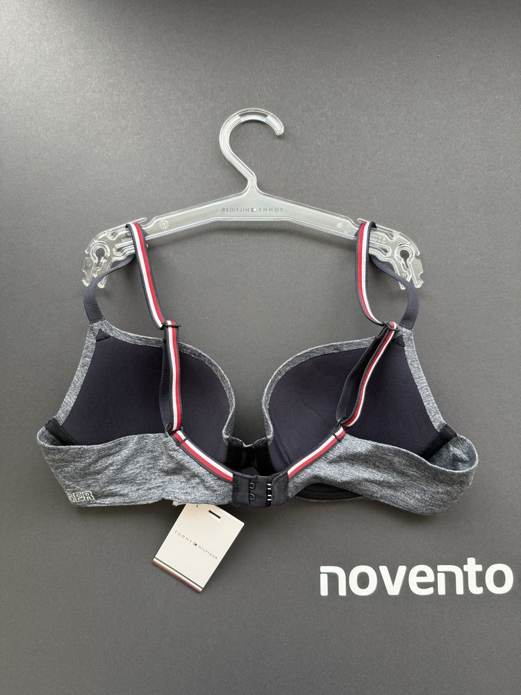 Комплект сутиен /75В/ и прашки /S/ Tommy Hilfiger