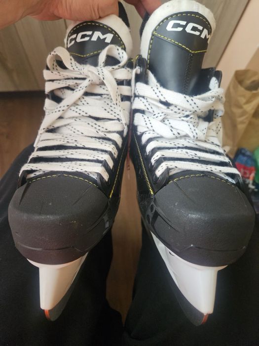 Кънки за лед 35 номер CCM