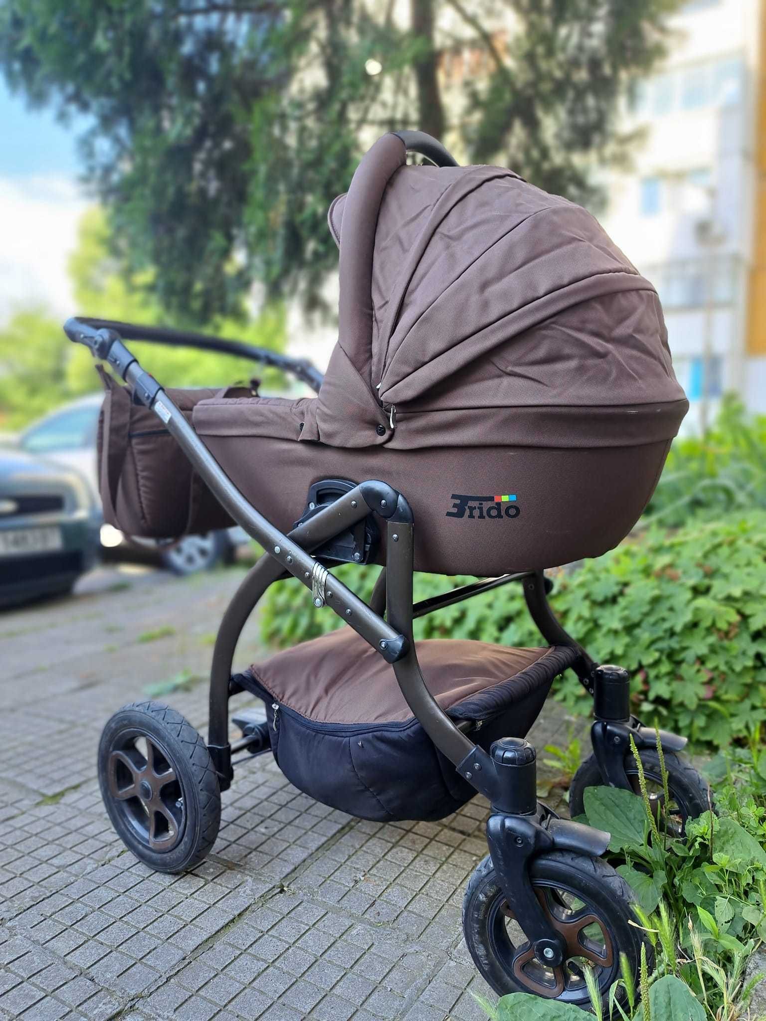 Бебешка количка Tutek