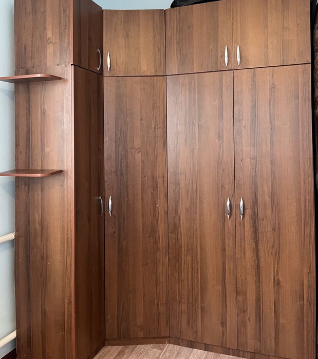 Б/у шифонер в хорошем состояние