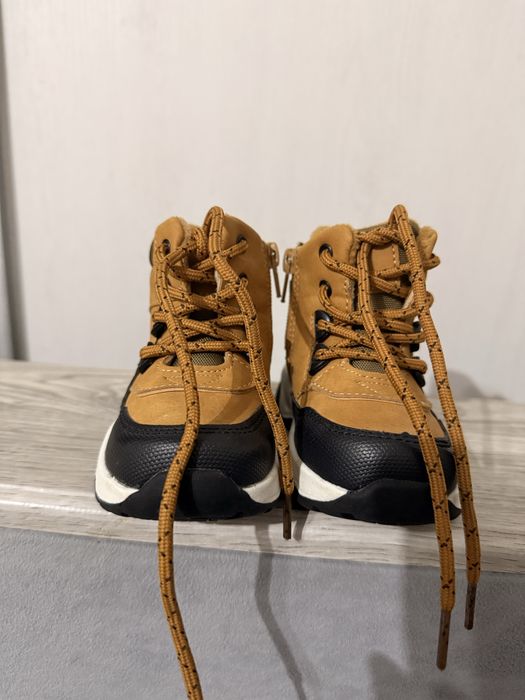 Продам зимние боииночки