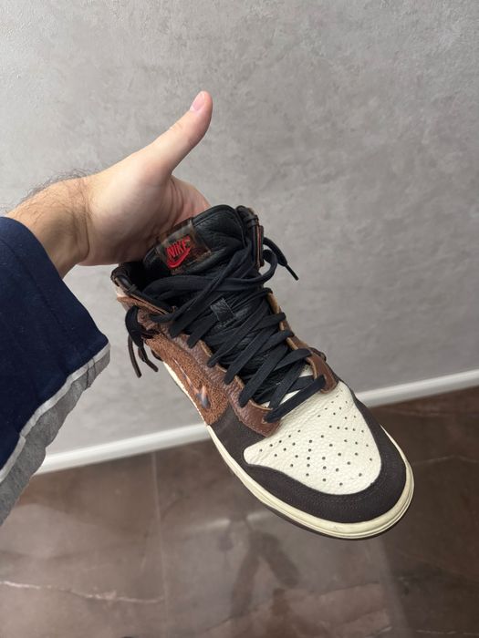 Vand Nike Dunk High Bodega Legend