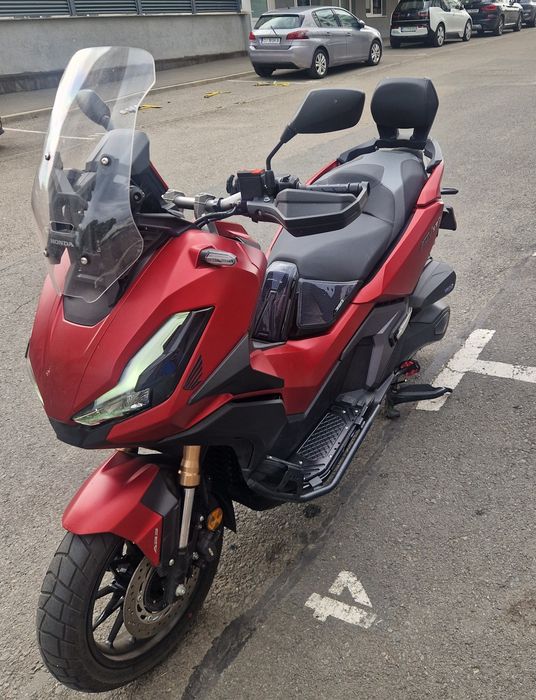 Vand Honda ADV 350