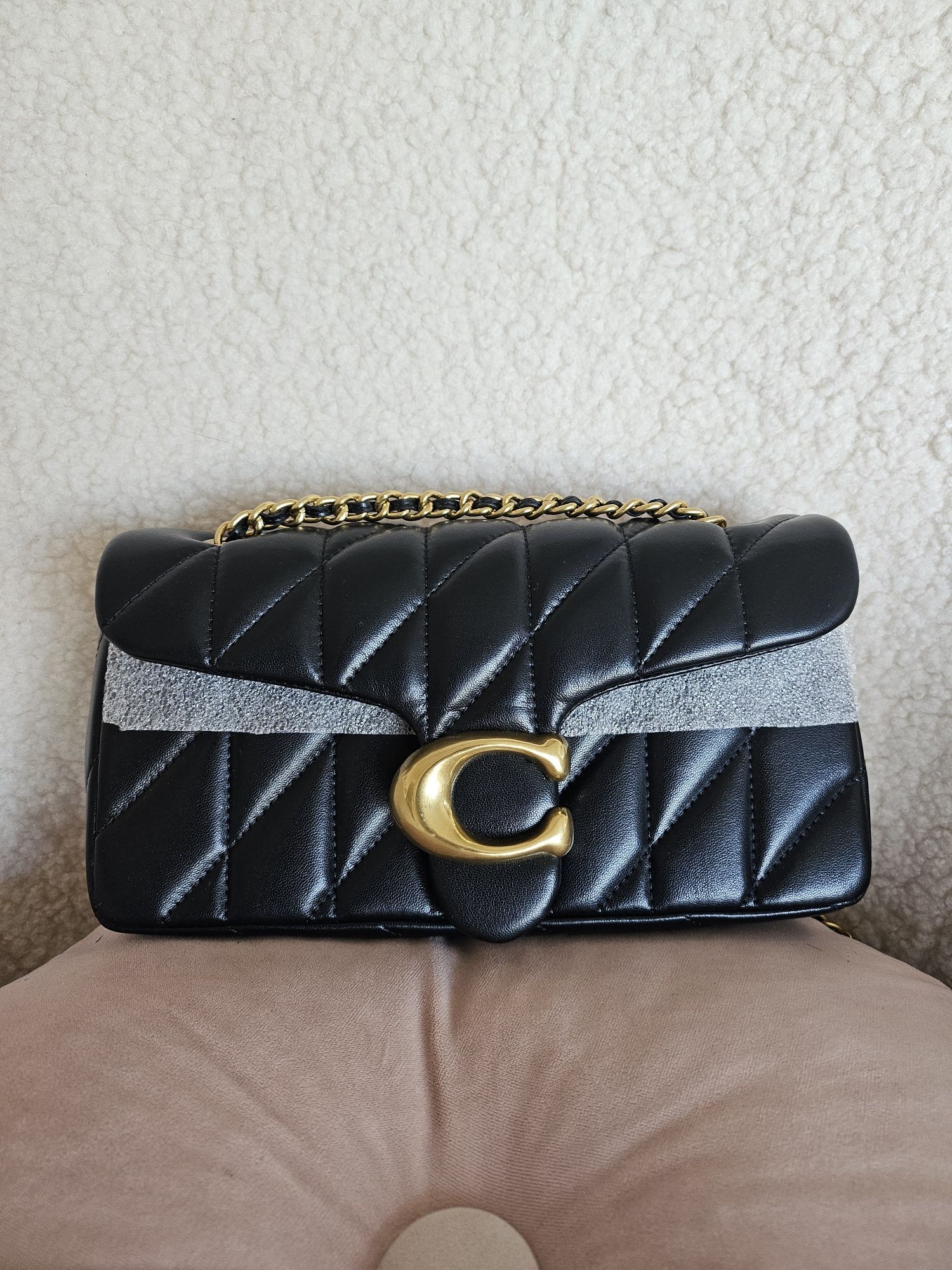 Geanta Coach Tabby 26 cmpiele neagra noua, cu eticheta