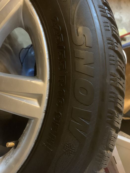 Janta roti originale audi 16 inch cu anvelope cauciuc iarna 225/55/16