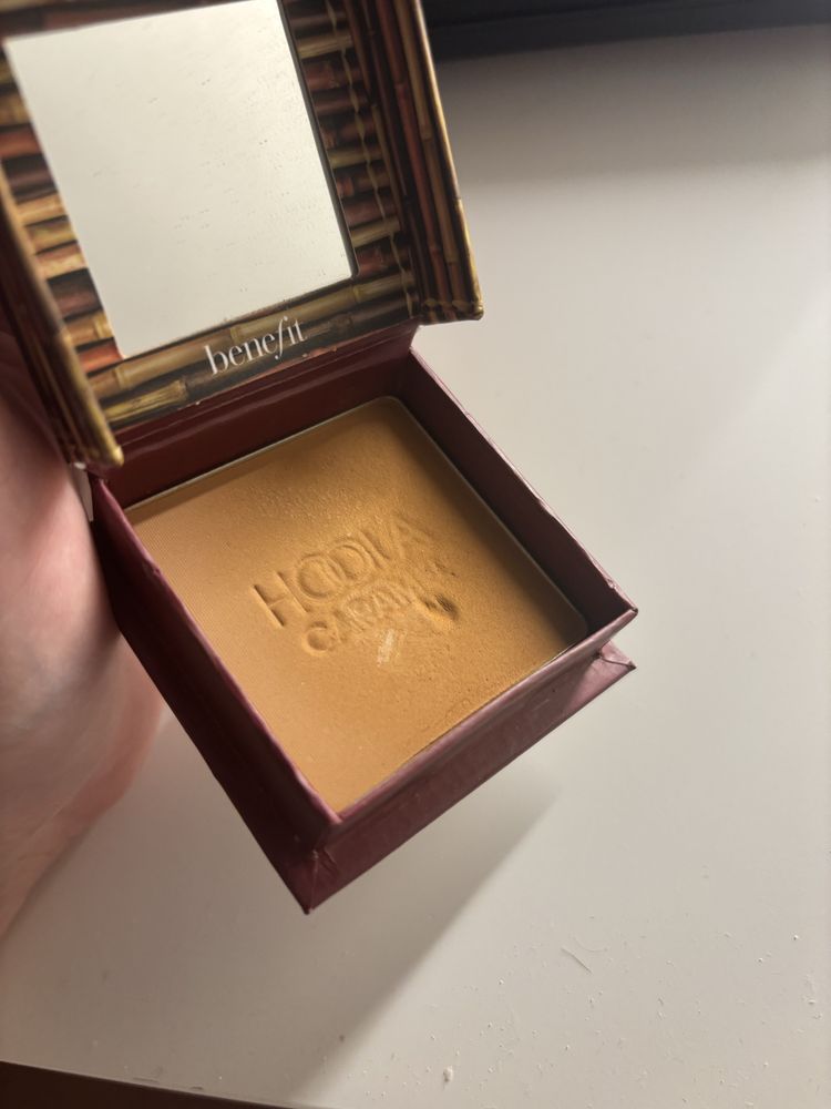 Бронзър benefit caramel