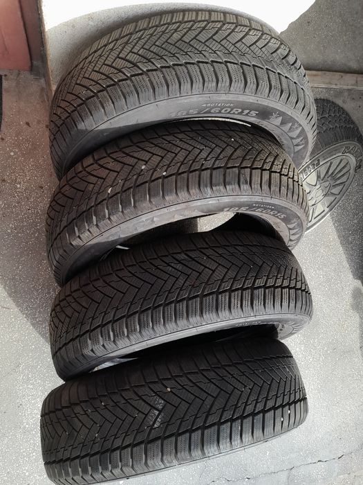 Vând set 4 cauciucuri iarna 185×60×15