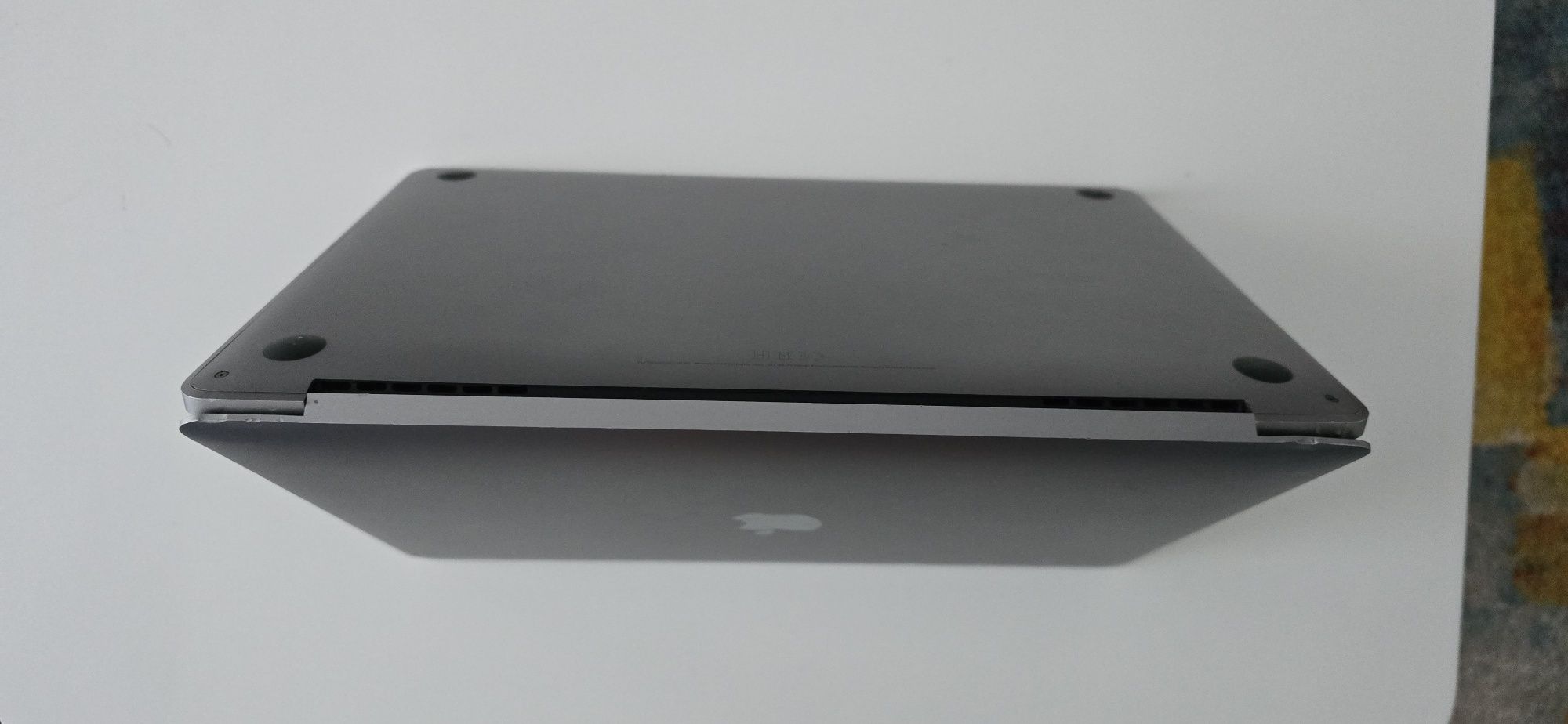 MacBook Pro model 2159