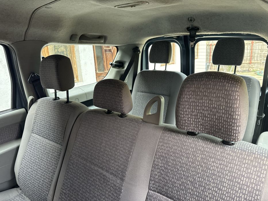 Dacia logan Mcv 2007 1.6 16v 7 locuri