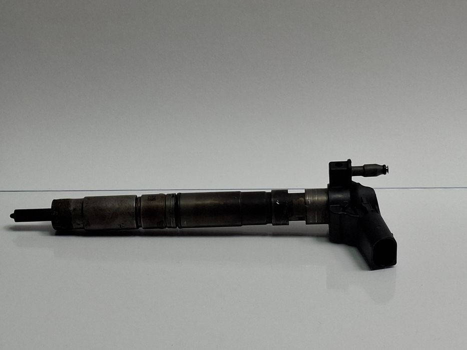 Injector  VOLKSWAGEN GOLF VI 5K1 2008 - 20132.0 TDI CBDC, CLCA 03L1302