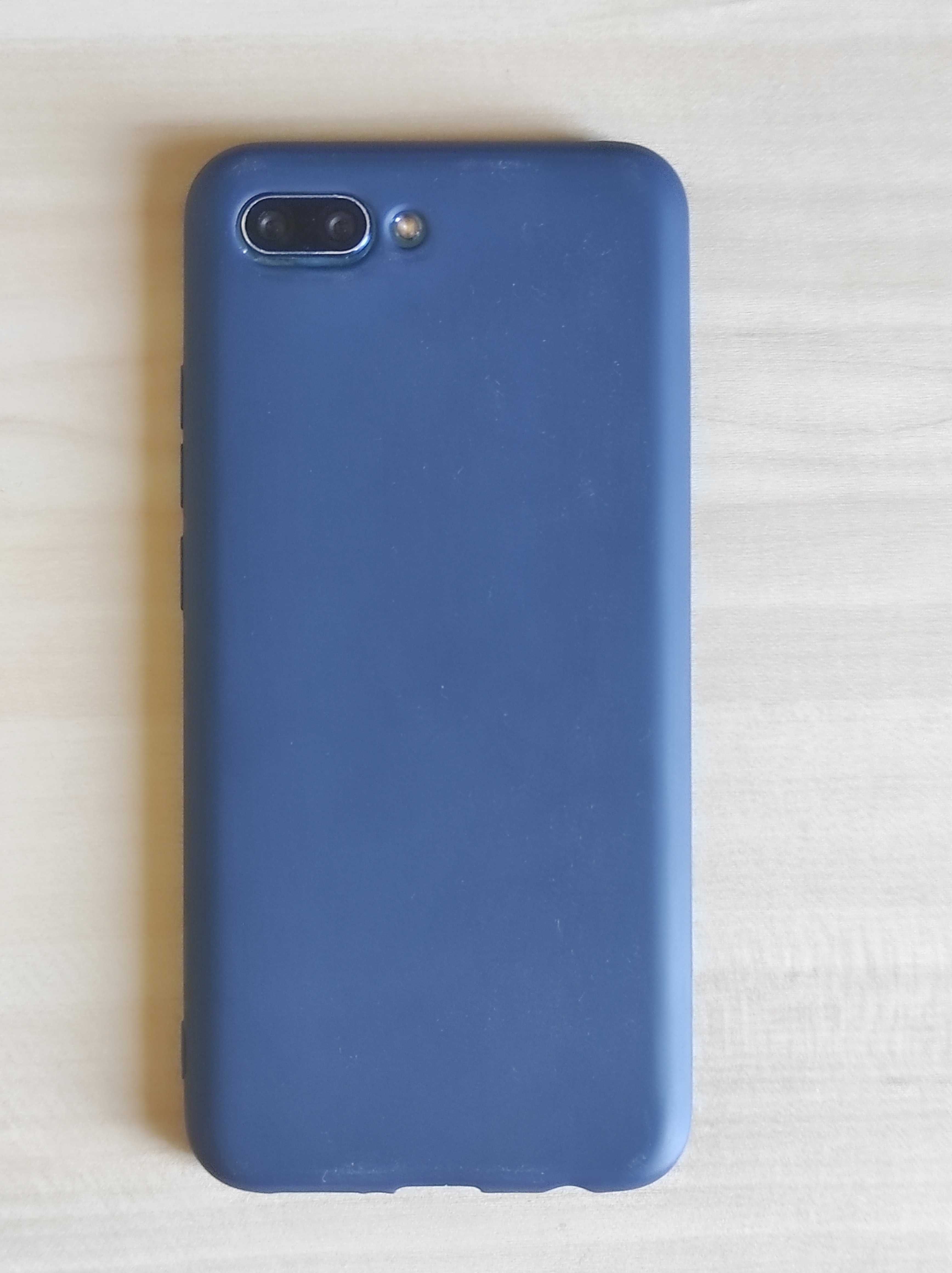 Телефон Huawei Honor 10