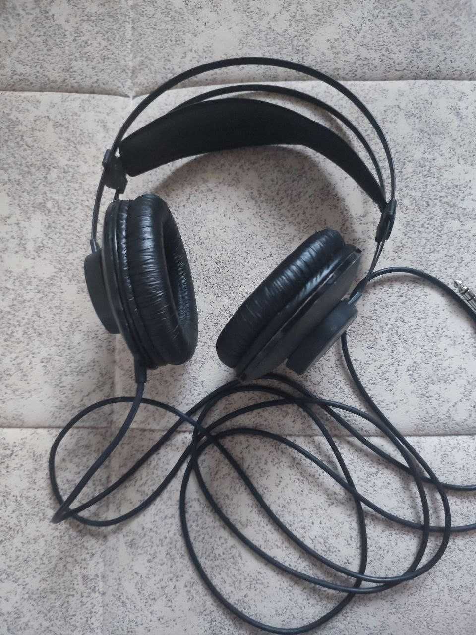 Проводные наушники AKG K-52