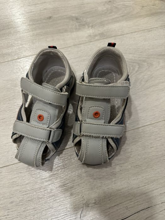 Детские сандали