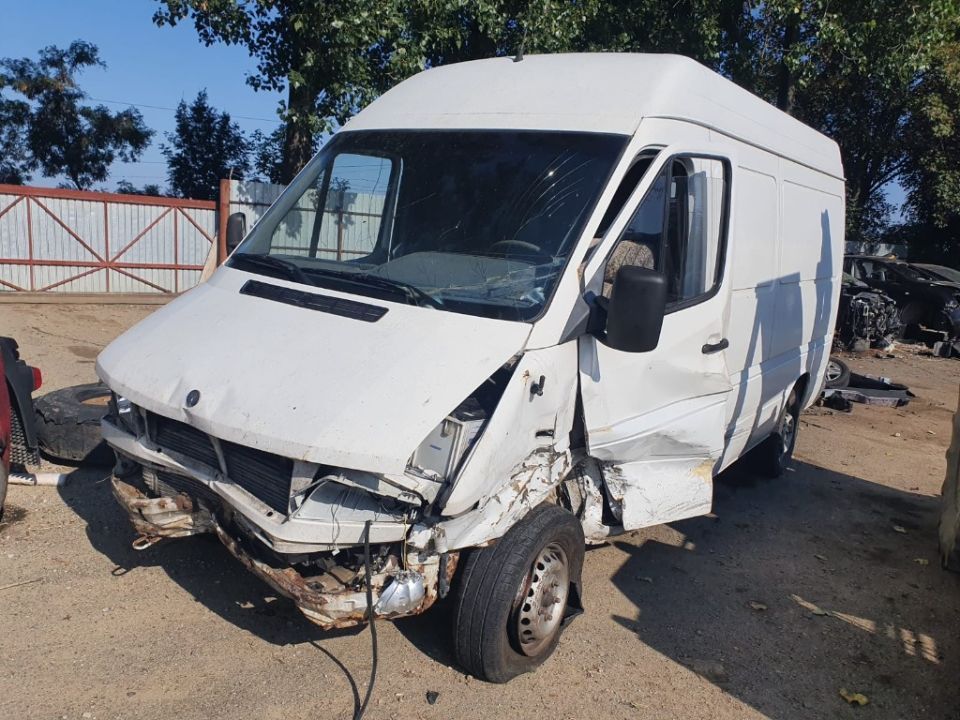 Dezmembrez Mercedes Sprinter 212D W902 1998 motor 2.9 cdi 90kw 122cp cod motor om602