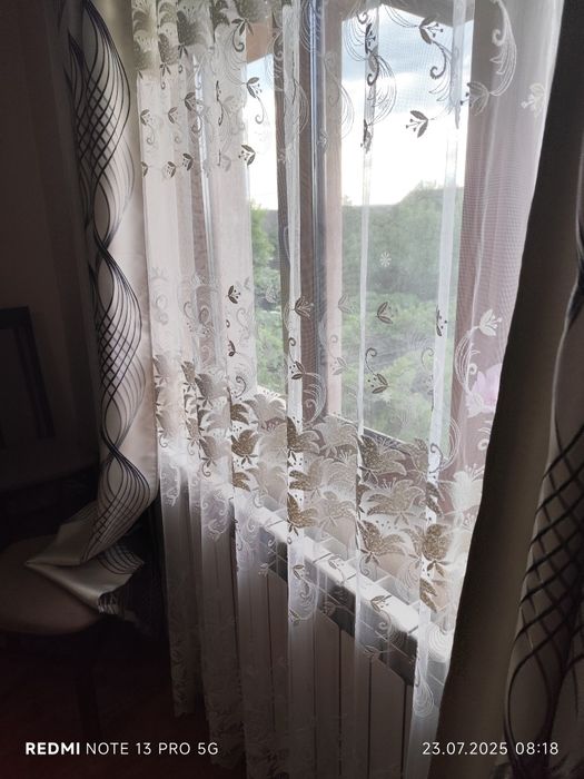 Perdele moderne ,3.8 m pe 2.2