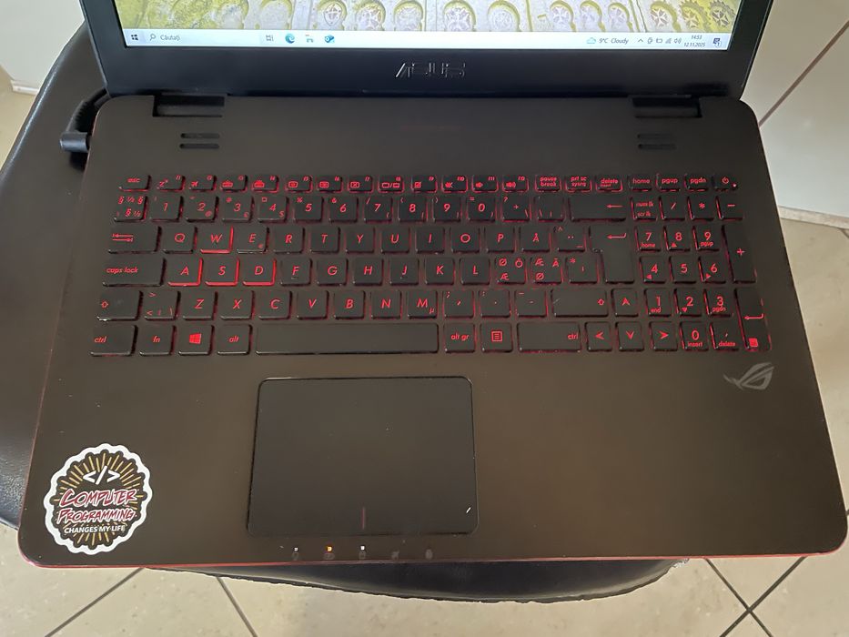 Laptop Asus Republic of Gamers, procesor i7, GTX , ssd ,
