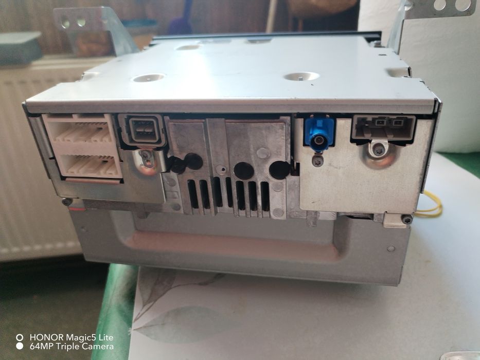 Vând casetofon Nissan