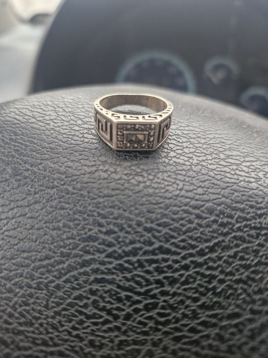 Продам 2 печатки серебряные