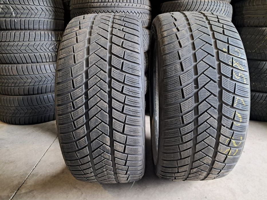 Anvelope second iarna 285 40 R22 Vredestein