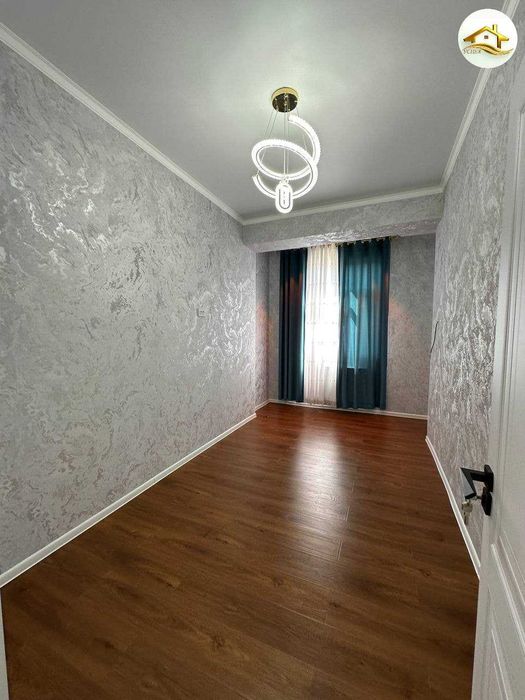 Продаётся 2х квартира на 3 этаж орр ФАЙЗОБОД