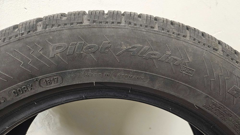 Гуми Michelin Pilot Alpin 235/55/17