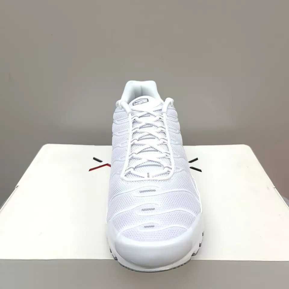 Nike Air Max Plus Tn Triple White (40-44 номер)