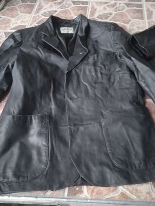 Натуральная чисто Кожаные вещи (костюм куртка плащ и ДР все новые щ