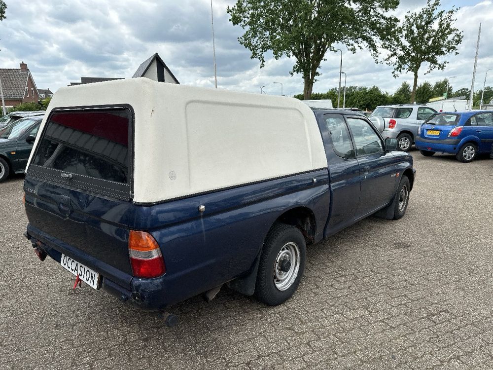 Mitsubishi l200 , 160 000 km