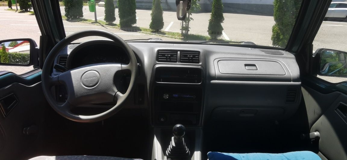 Se vinde Suzuki vitara metaltop