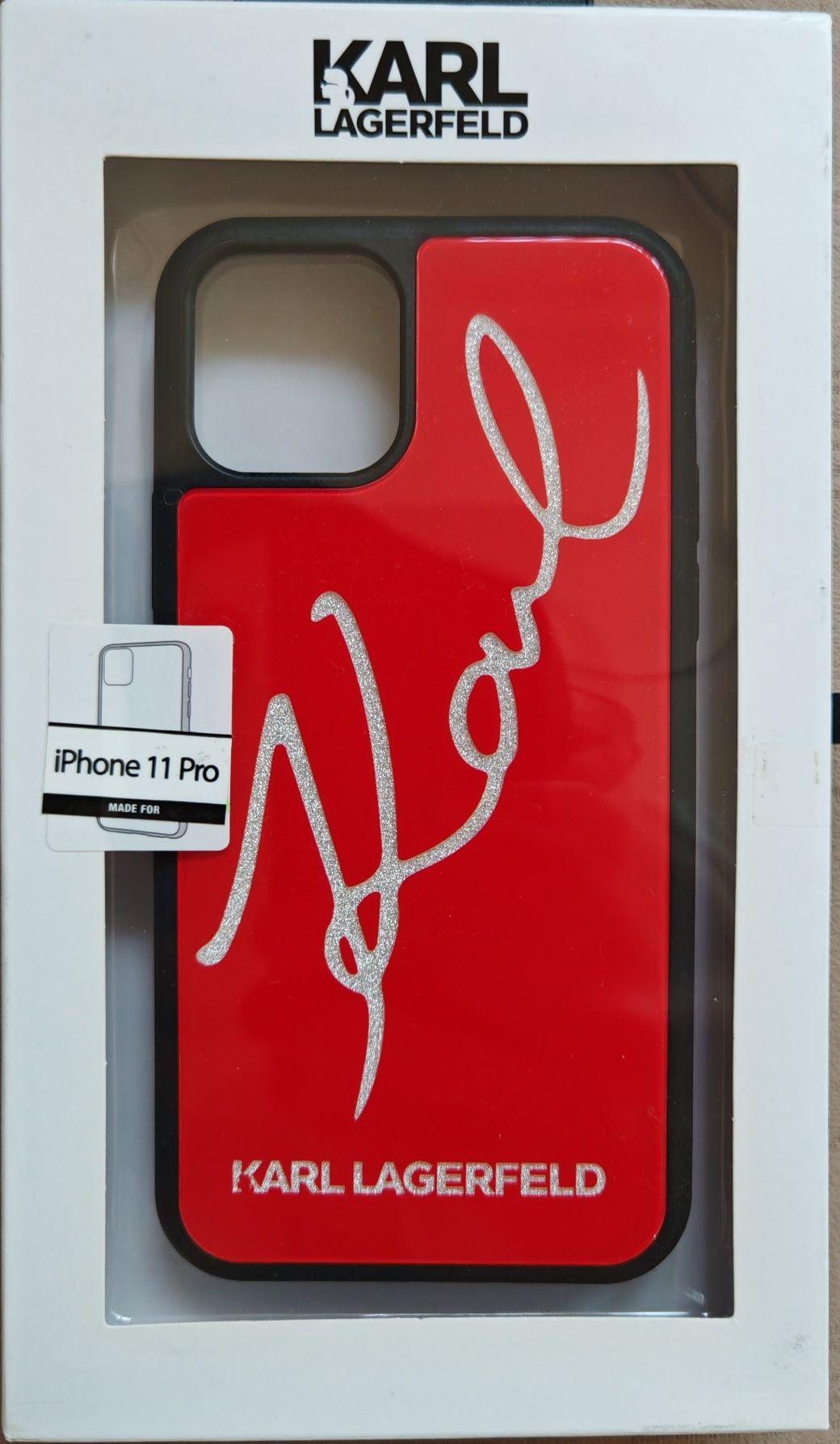 Чехол Karl  Lagerfeld для iPhone 11 Pro.