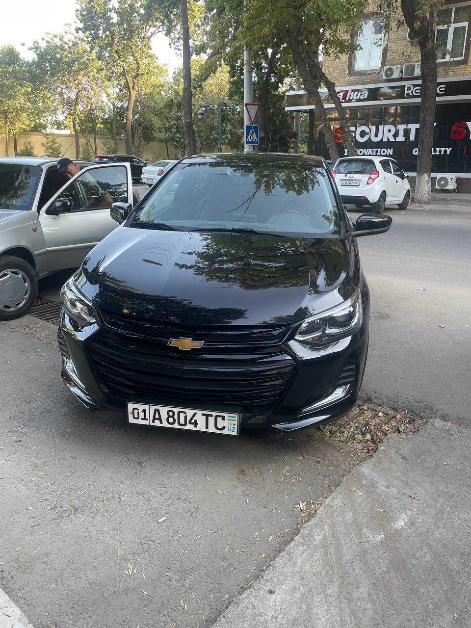 Onix Turbo Black