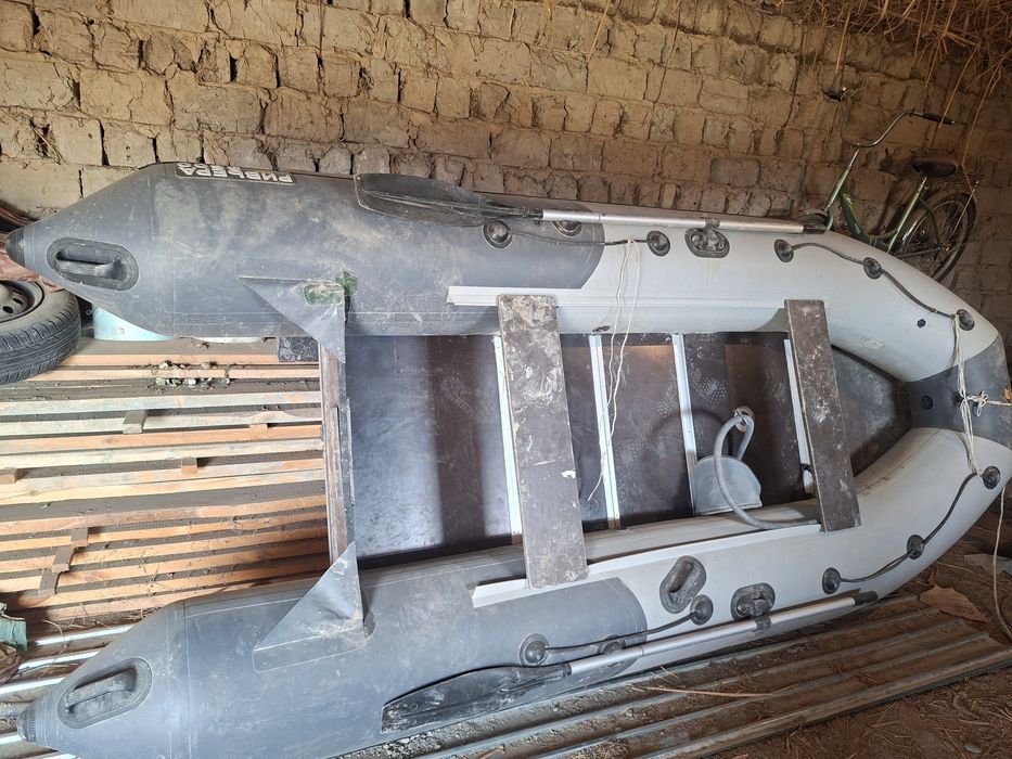 Лодка. Ревьера.3600