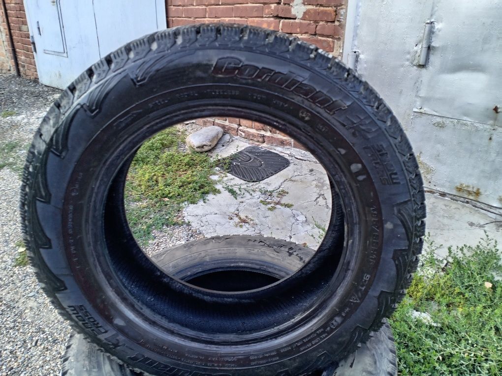 Продам зимние шины