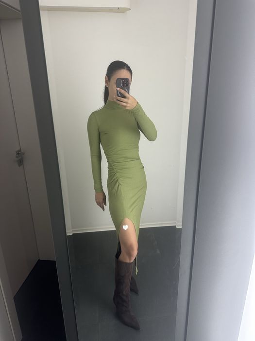 Рокля по тялото Bershka