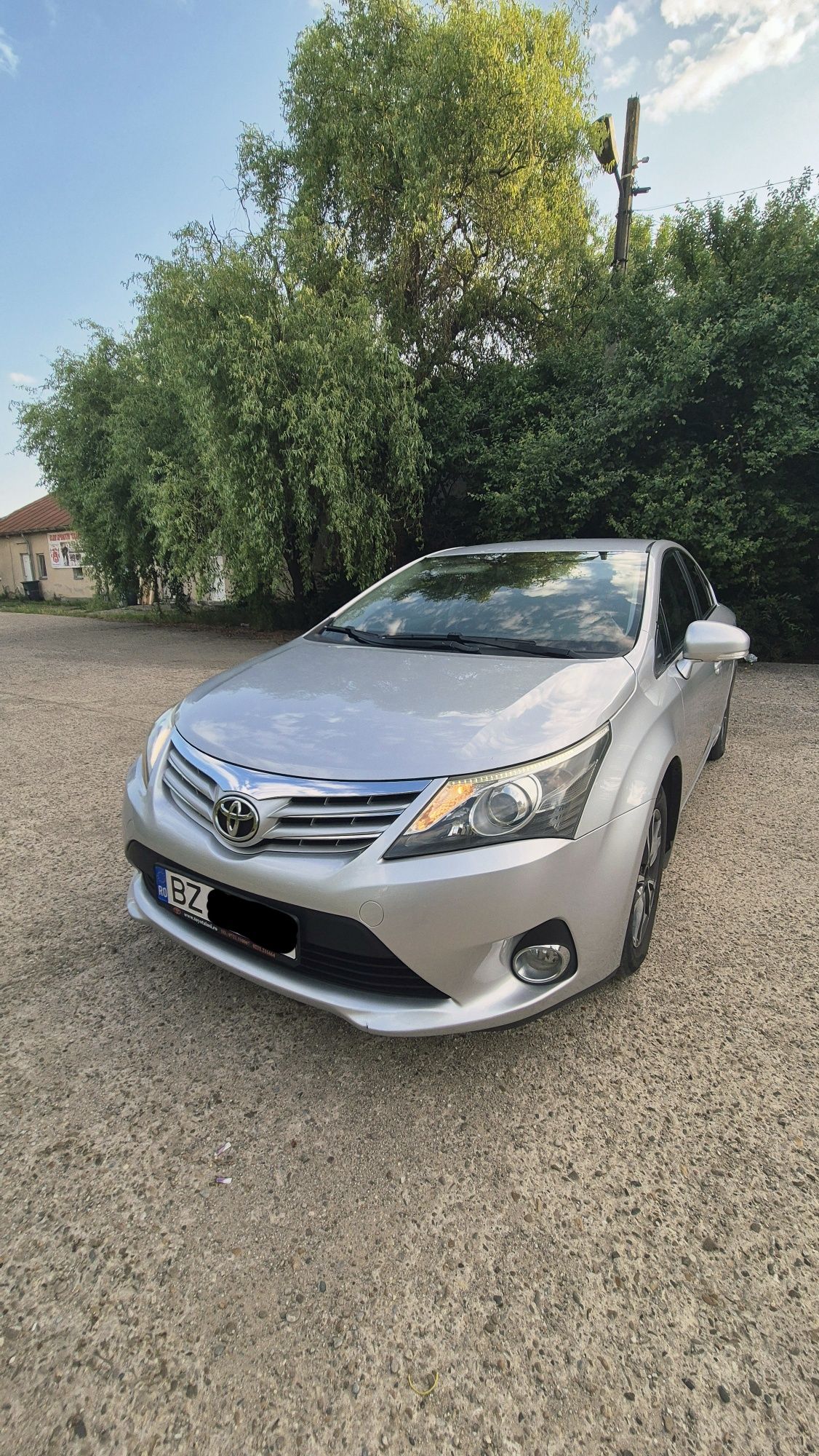 Toyota avensis T27
