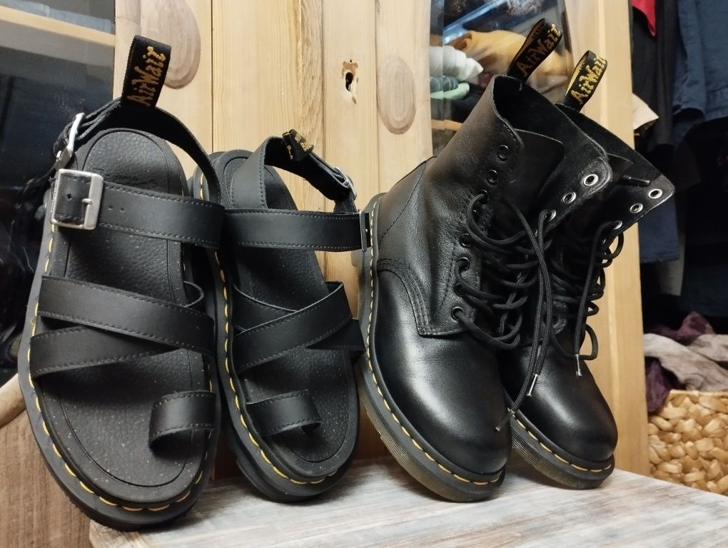 Dr Martens Сандали и кубинки, 37/38 номер, кожа