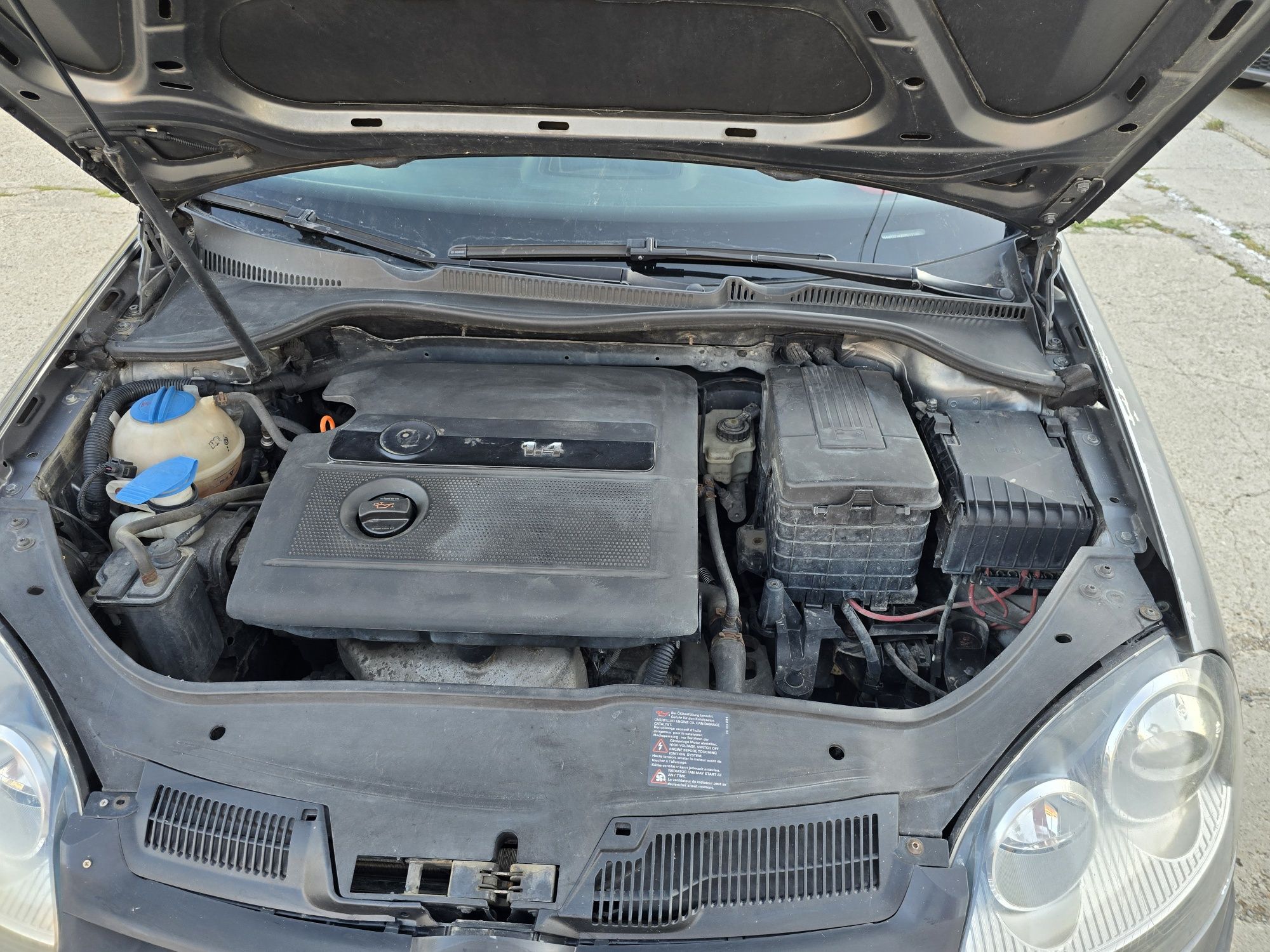 VW Golf 5 1.4 MPI