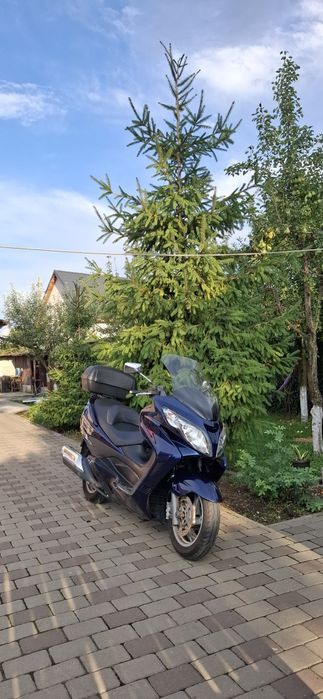 Suzuki burgman 400