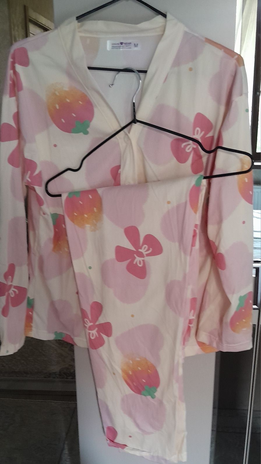 Ayollar uchun pijama yupqa