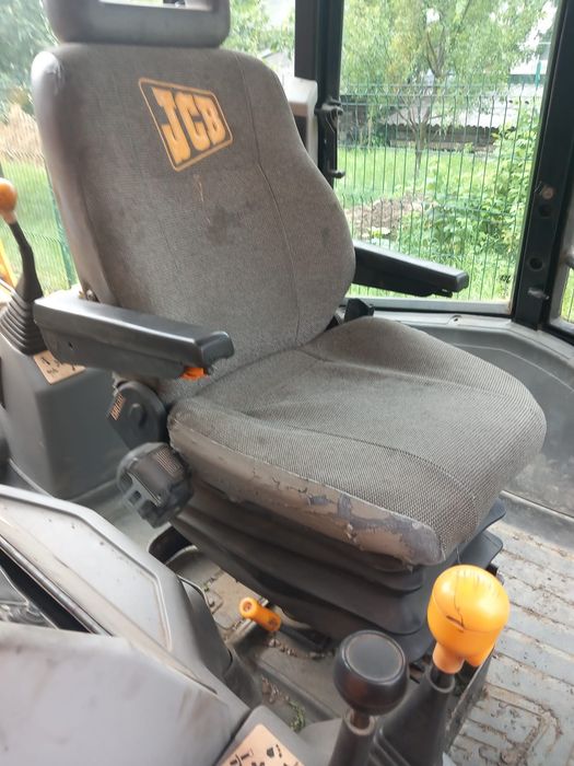 Buldoexcavator JCB 3CX