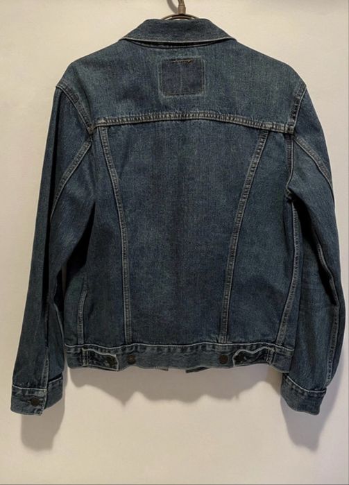 Jachetă de blugi originală Levi’s IMPECABILĂ