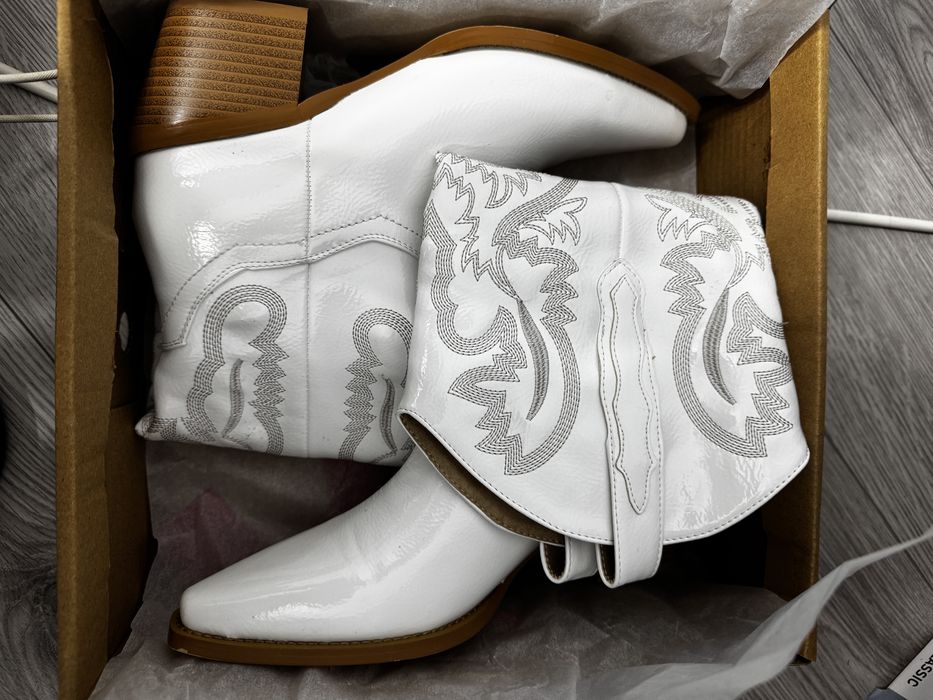 Ciocate albe Benaza noi