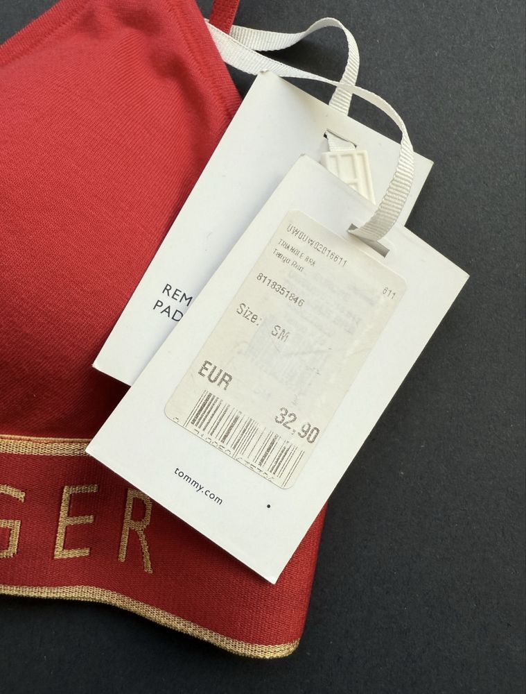 Червен сутиен Tommy Hilfiger /S, M, L/