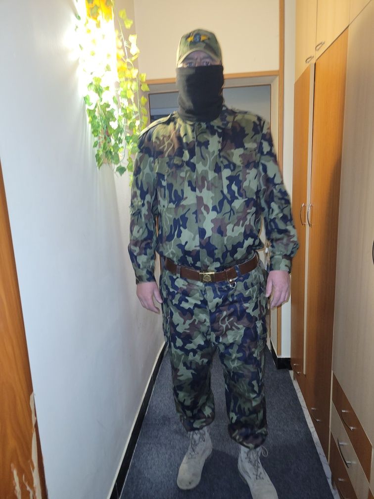 Costum militar,armata română.