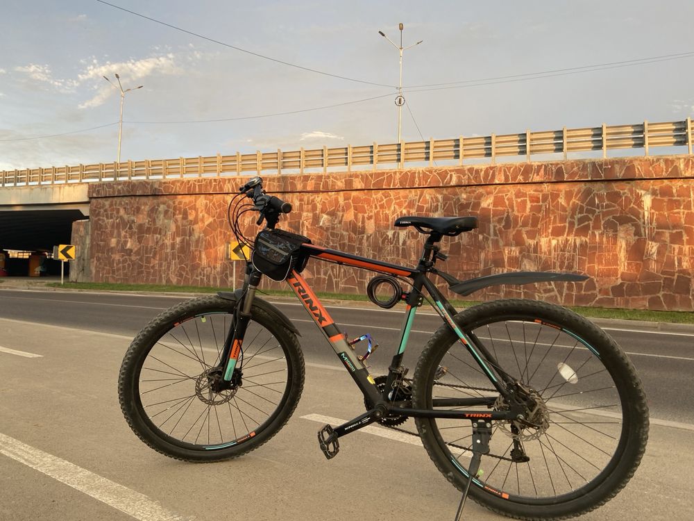 Trinx M1000 Elite