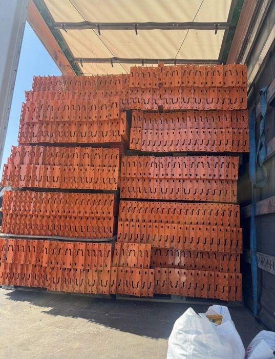 Rafturi metalice industriale