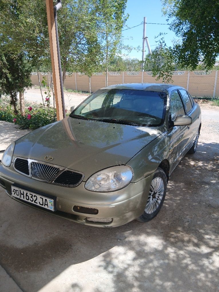 LEGANZA DAEWOO 2.0 motor ideal holatda