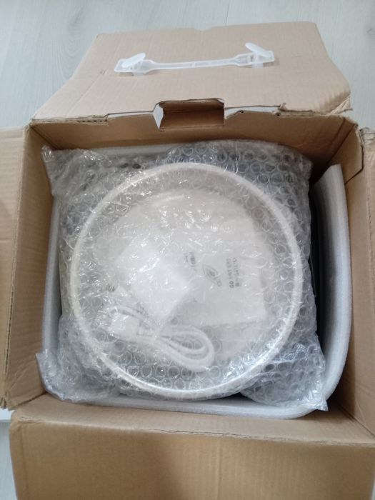 Nityers Автоматична хранилка за кучета и котки - 8 литра