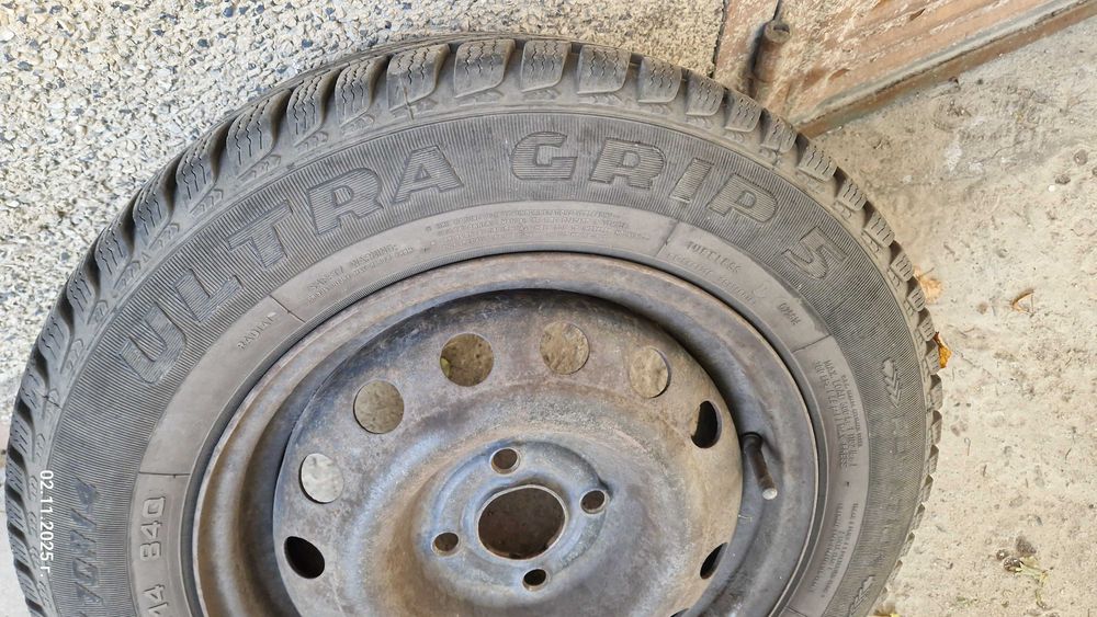 Джанти 14 със зимни гуми Good Year Ultra Grip 5 - за Опел Вектра Б