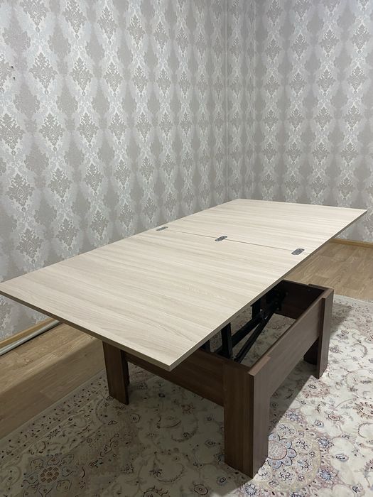 Стол для дома кухни
